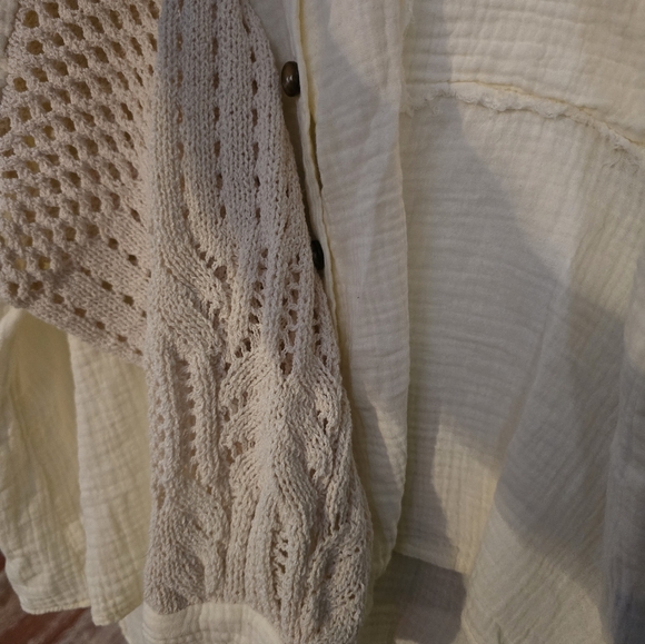 POL Oversize Boho Style Knit Sleeve Button-Down Shirt Blouse Small Fits Up 2 LG - Picture 3 of 7